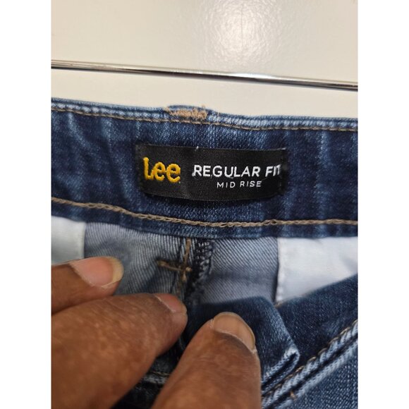 Lee Womens Mid Rise Regular Fit Denim Shorts Size 10 Medium Wash - Picture 5 of 7